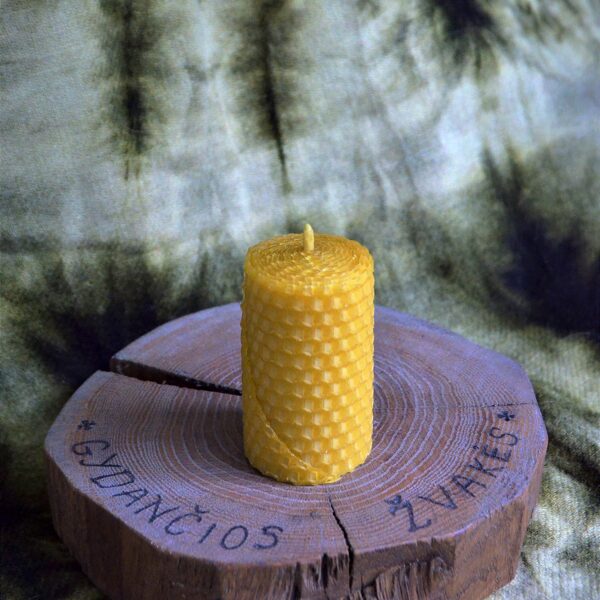 Rolled candle 6,5cm x 4,5cm