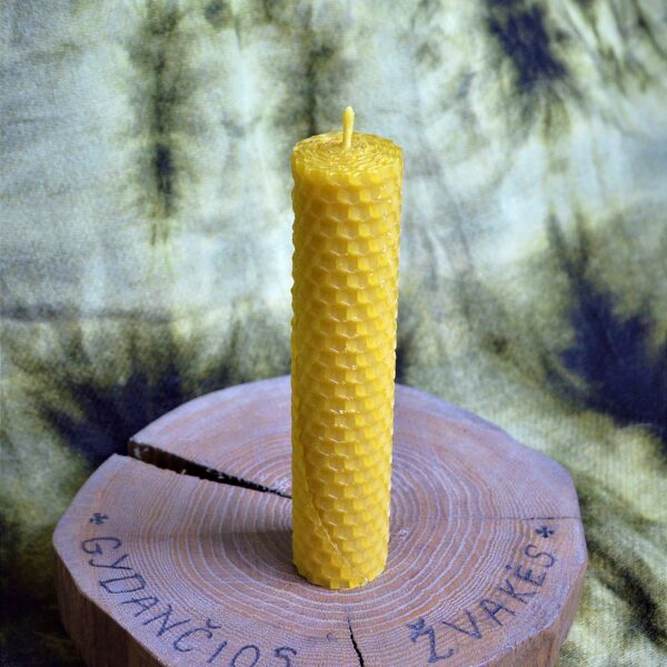 Rolled candle 13cm x 3,5cm