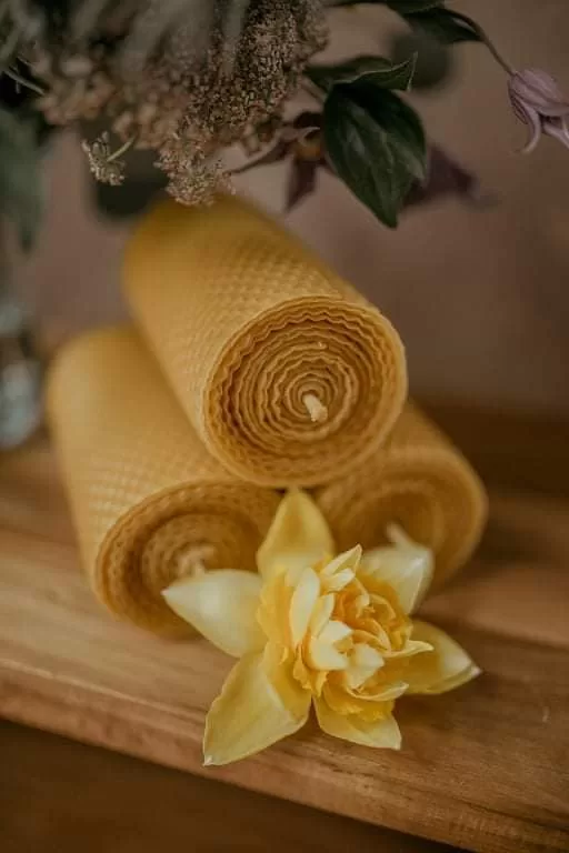 Rolled candle 13cm x 5,5cm