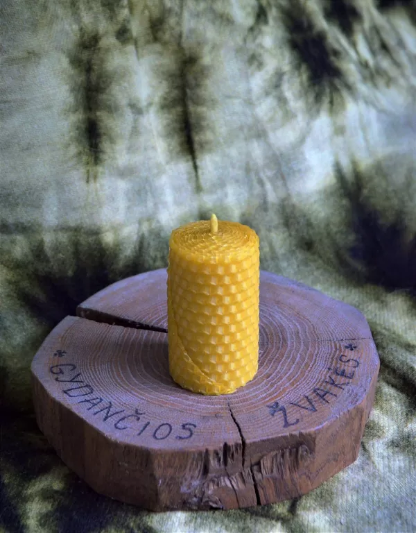 Rolled candle 6,5cm x 4,5cm