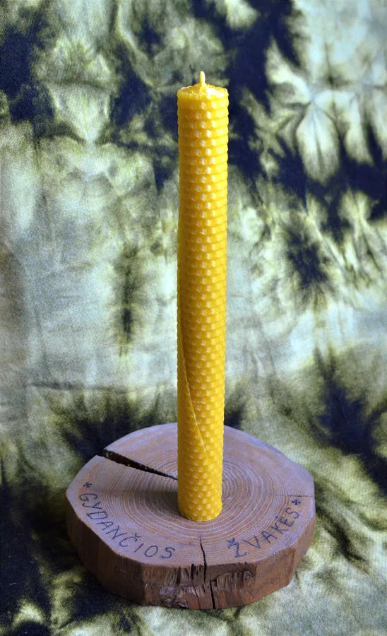 Rolled candle 26cm x 3,5cm